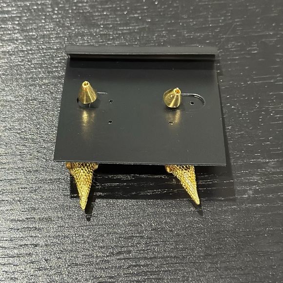 Ice Cream Scoops Shakey Linear Earrings - Picture 3 of 3